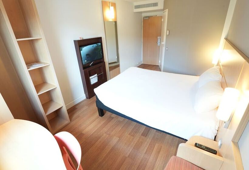 Номер Стандарт Двуспальная Кровать, Ibis Vitré Centre