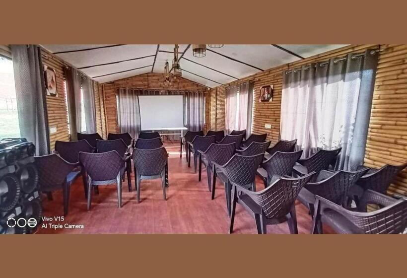 디럭스 룸, Bamboo Junction Resort   Kanatal, Valley & Mountain View