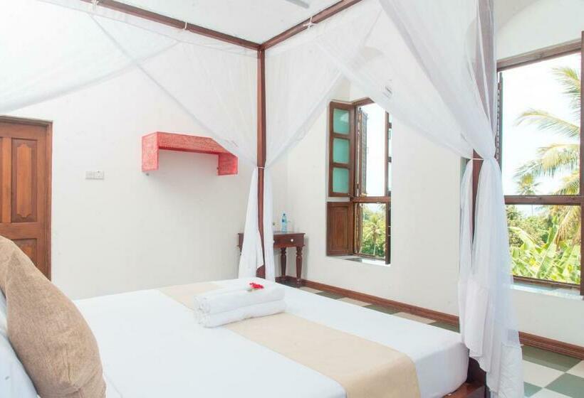 اتاق استاندارد با چشم‌انداز دریا, The Manor House By Sansi