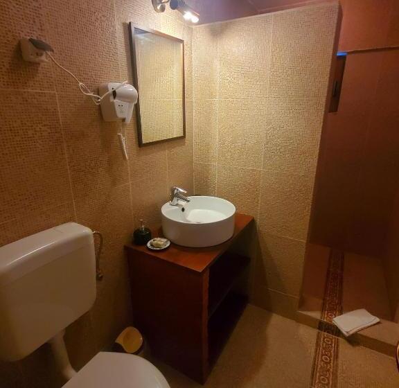 اتاق خانوادگی, Vila Eclipse Mamaia Nord