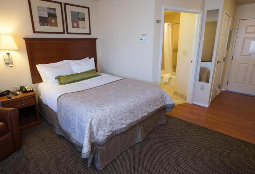 Люкс, Candlewood Suites Joplin, An Ihg