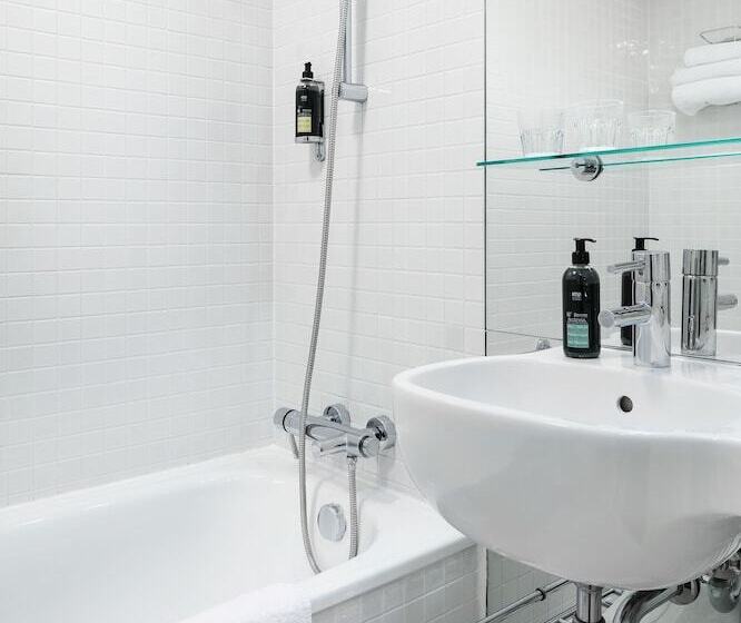 اتاق استاندارد, Metropol Design Hotel Old Town