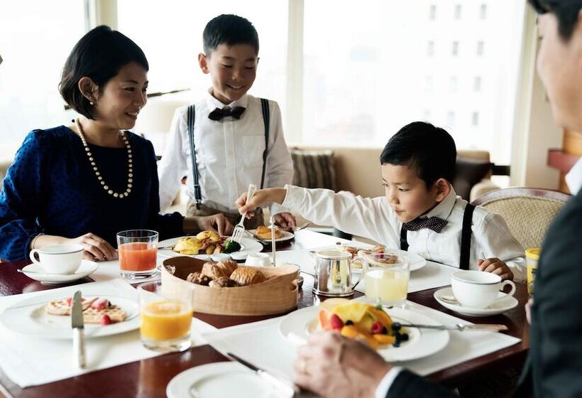 Номер Deluxe, The Peninsula Tokyo