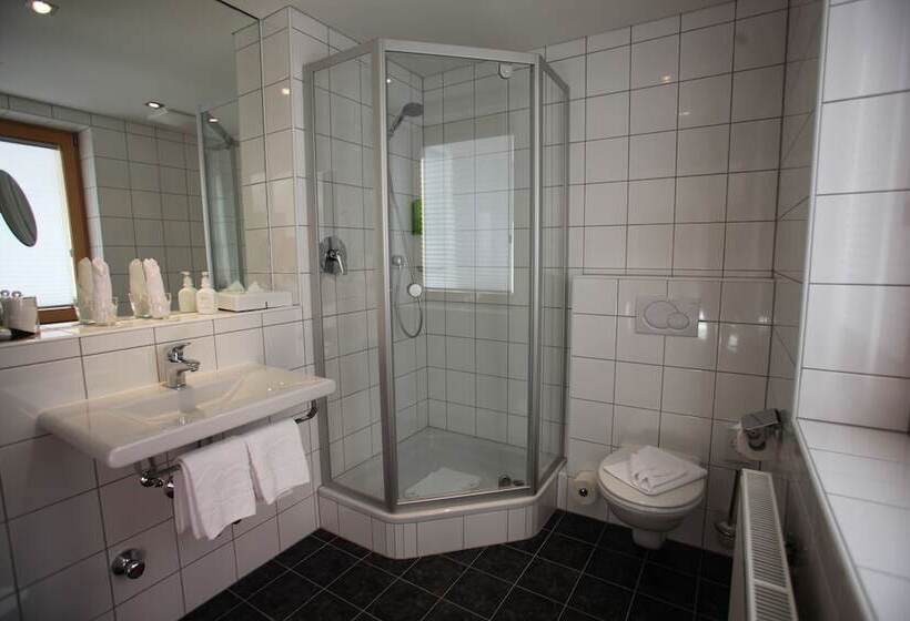 Classic Værelse, Walserberg