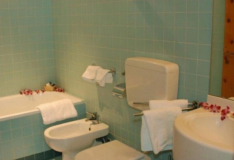 Пятиместный Стандартный Номер, Rifugio Hotel Eurotel