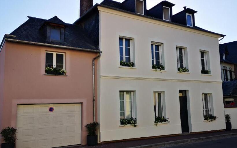 Номер Стандарт Вид на Сад, La Cour Du Puits Chambre Victor