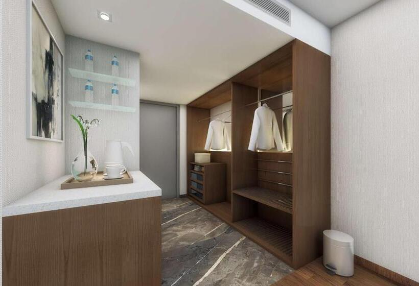 Номер Executive, Radisson Hotel Bareilly Airport