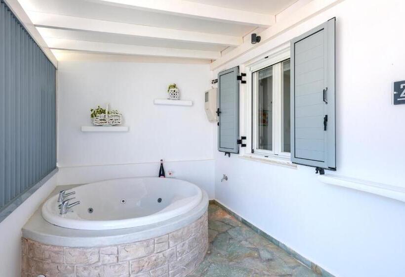 Номер Deluxe Вид на Сад, Aegean Paradiso Vacation Club   Adults Only