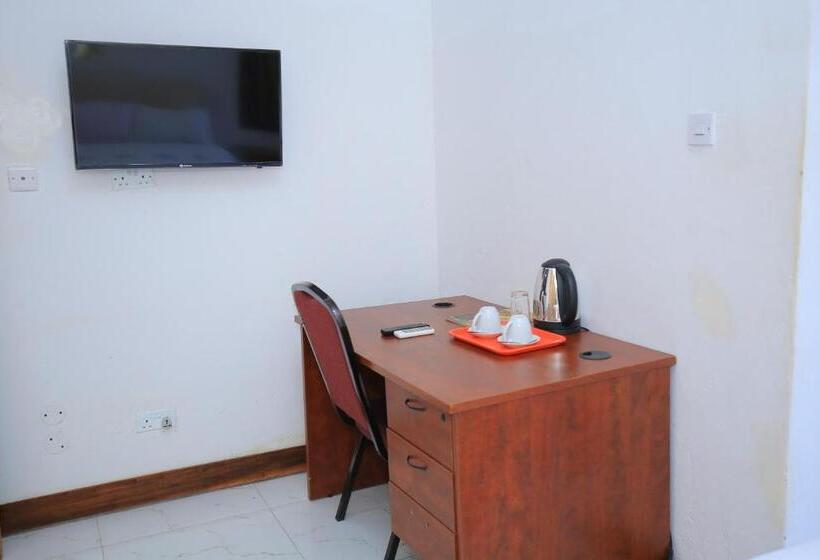 带阳台的豪华间, Frontiers Hotel & Conference Entebbe