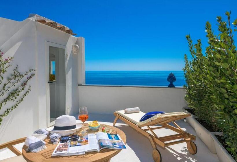 آپارتمان 1 خوابه با تراس, Villa Fortuna