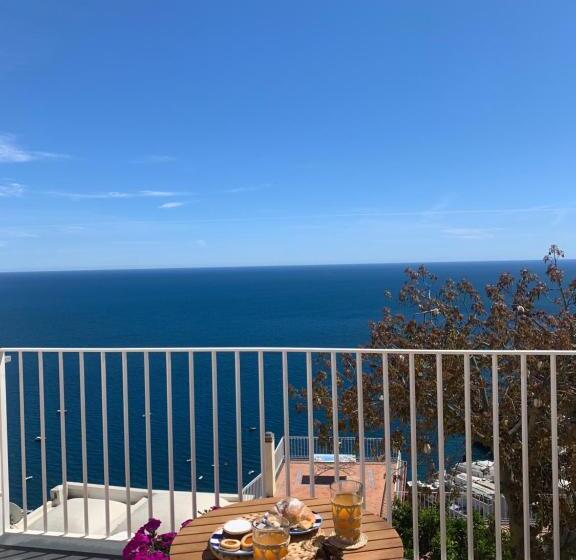 سوئیت با تخت بزرگ, Villa Fortuna