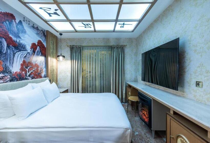 Suite with Pool, Wyndham Istanbul Old City