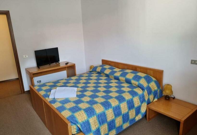 Номер Стандарт, Albergo Spina