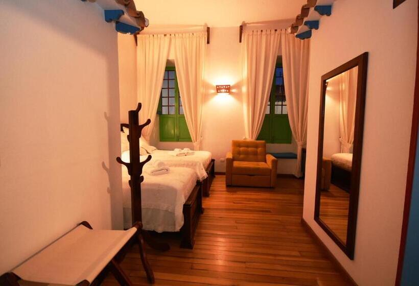 베이직 3인 룸, Casona 1865