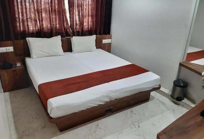 Номер Basic, The Grand Piano   Best Business Hotel In Patan