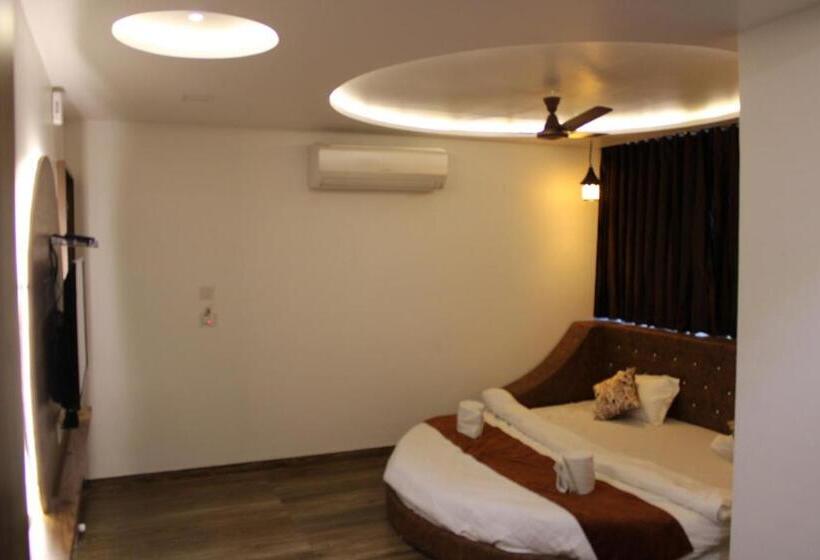 套房, The Grand Piano   Best Business Hotel In Patan