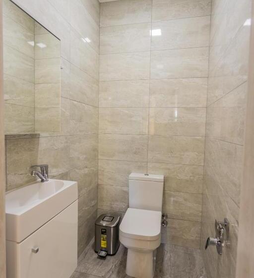 Апартаменты 1 Спальня, Villa Grey House