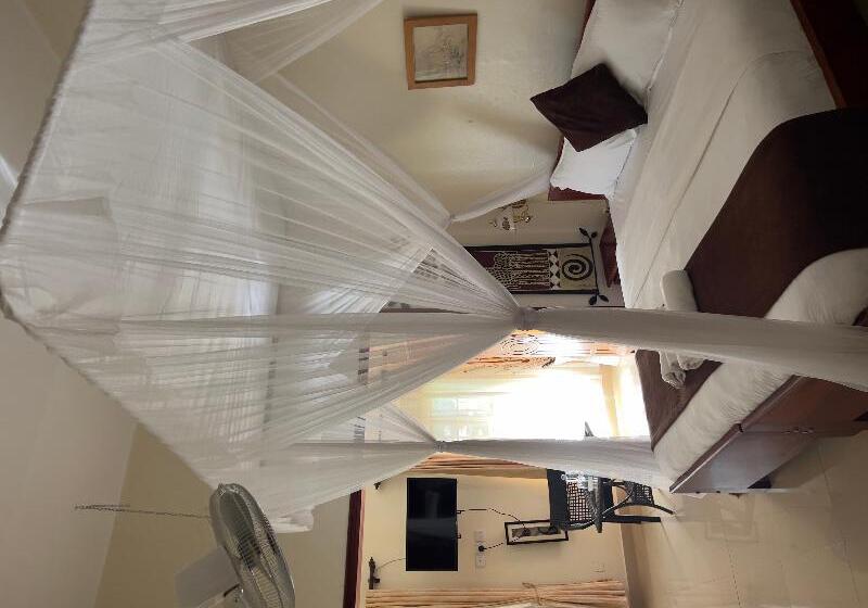 اتاق سوپریور یک تخته, Sunset Hotel Entebbe