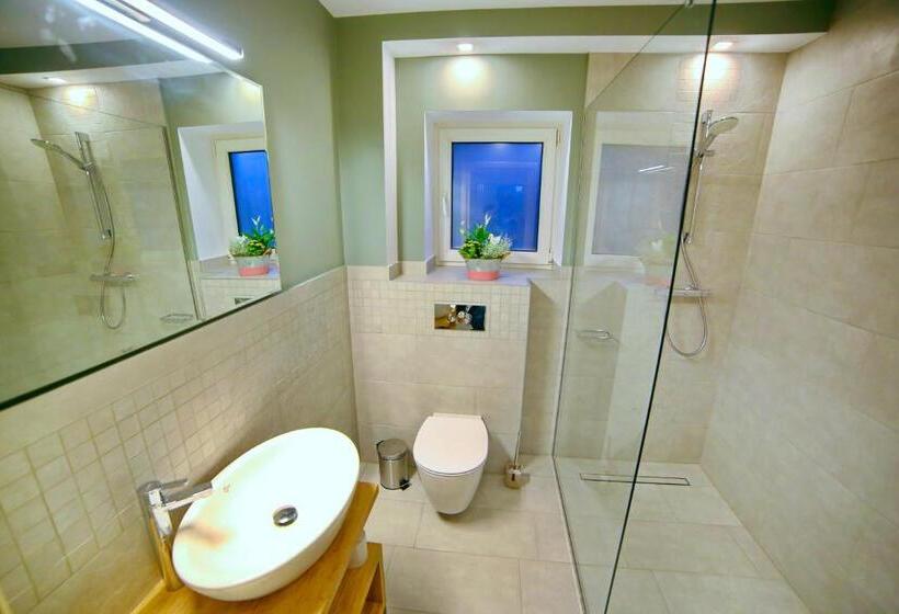 Standard room with outdoor bath, Villa Umberti