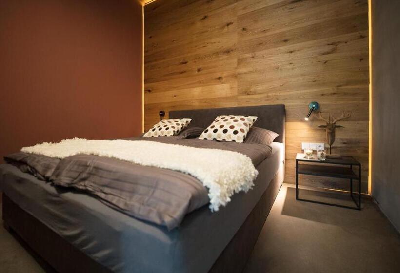주니어 스위트, Boutique Hotel Chalet Weinberg