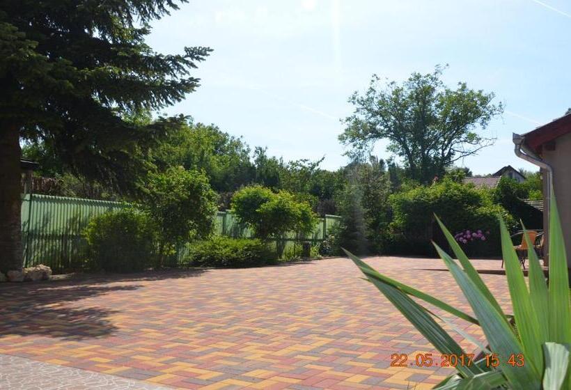 Дом 1 Спальня, Guesthouse