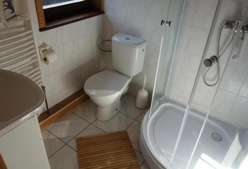 Номер Стандарт, Pod Lípou