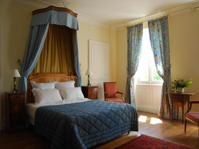 コンフォートルーム, Chambres D'hôtes Le Château De La Plante