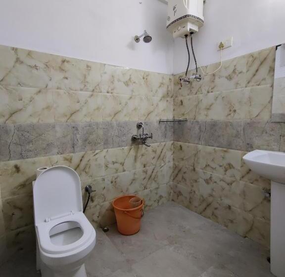 اتاق لوکس, Pemaling Lords Inn Dirang