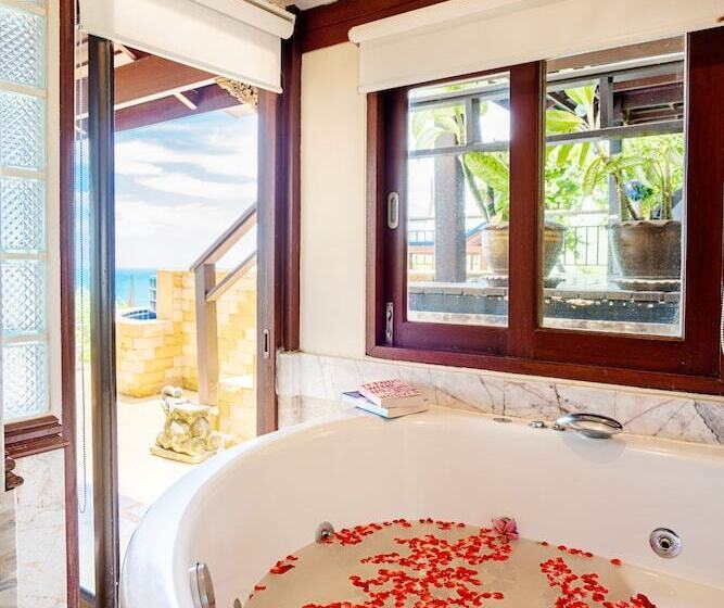 Вилла с 1 спальней и бассейном, Sandalwood Luxury Villa Resort