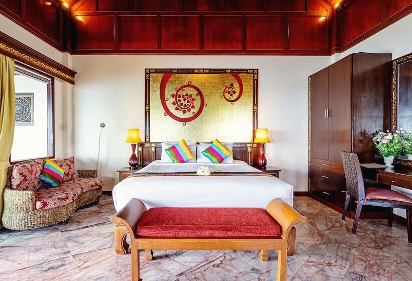 Люкс с гидромассажем, Sandalwood Luxury Villa Resort