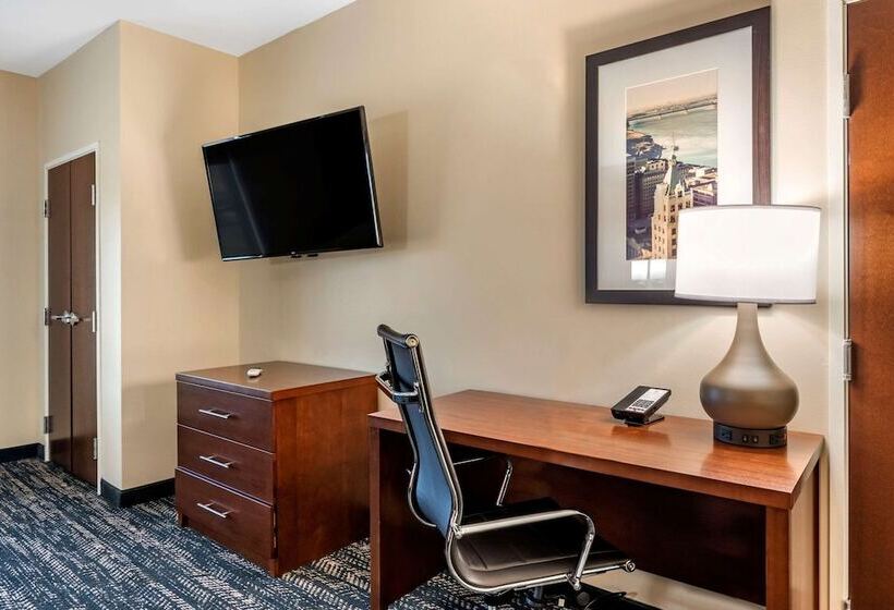 Люкс, Comfort Suites West Memphis I40 I55