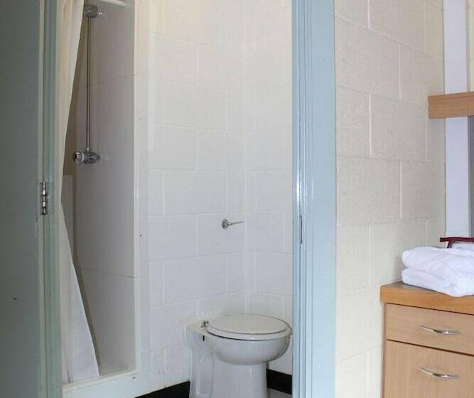 Номер Стандарт Индивидуальный, Queens University Belfast   Elms Village   Hostel