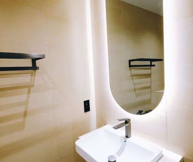 Superior Room, Rest Bugis