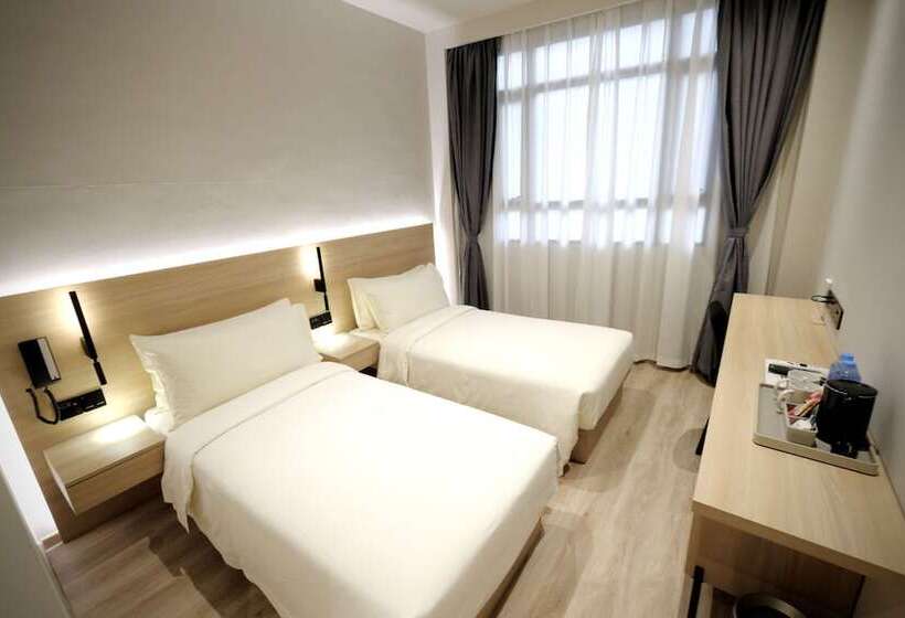 Superior Room, Rest Bugis