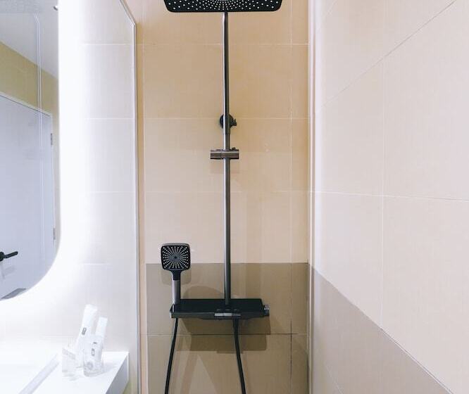 Deluxe Triple Room, Rest Bugis
