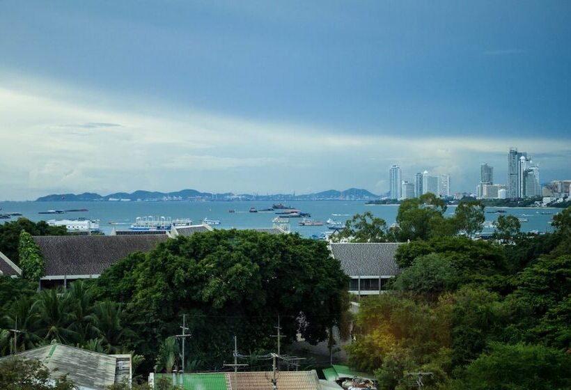 Студия Стандарт, Signature Pattaya