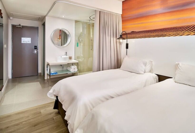 스탠다드 룸, Protea Hotel By Marriott O R Tambo Airport