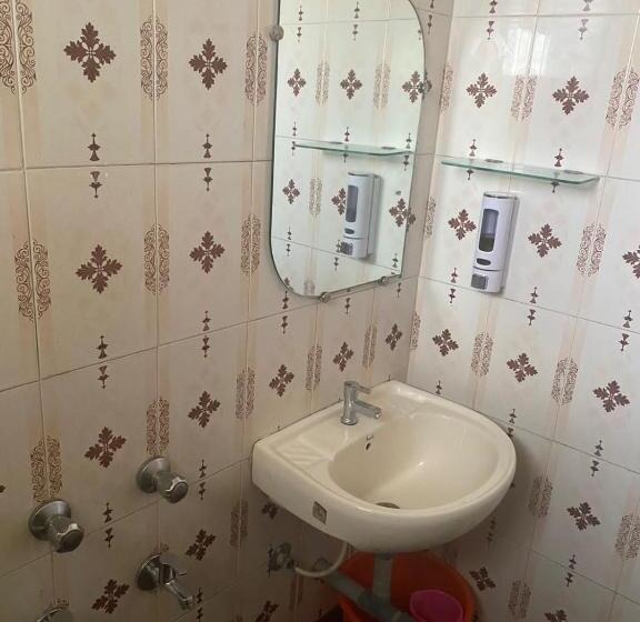 اتاق استاندارد با تخت بزرگ, Baga Villa