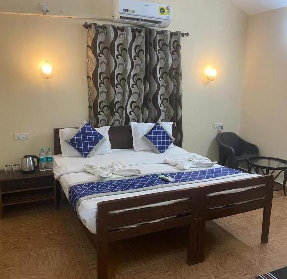 اتاق استاندارد با تخت بزرگ, Baga Villa
