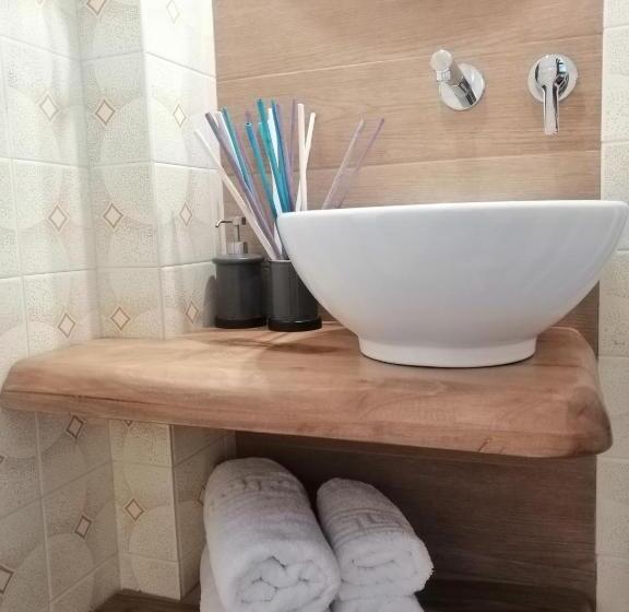 Номер Стандарт Боковой Вид на Море, Christina Hotel, Adults Only, Heated Salt Water Pool