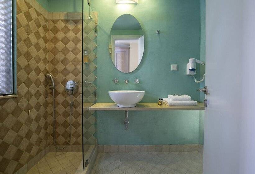 Номер Стандарт, Red Tower Hotel Lefkada