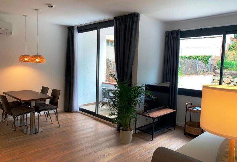 带1个卧室带花园景观的公寓, Apartaments Voralmar