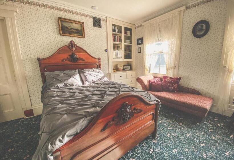 Люкс 2 Спальни, Lizzie Borden House