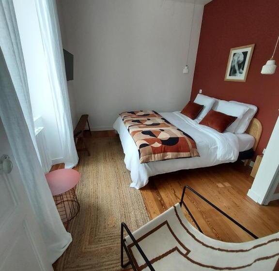 Номер Стандарт, Maison Triton Et Porcelaine