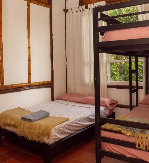 Семейное Бунгало, Ikara Hotel Campestre Villeta