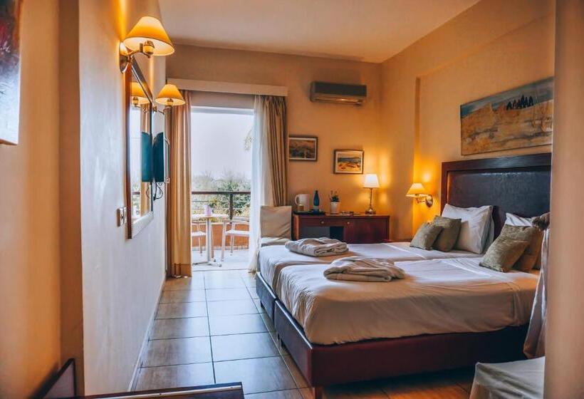 غرفة قياسية سرير كينج لذوى الإحتياجات الخاصة, Apollo Resort Art
