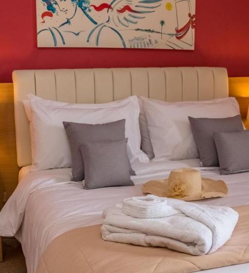 جناح جونيور, Apollo Resort Art