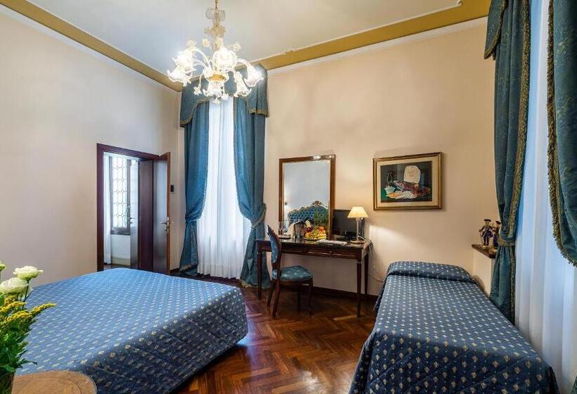 Habitació Triple Estàndard, Locanda Sant'Agostin