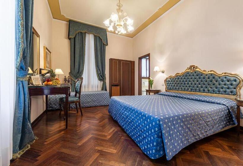 Habitació Triple Estàndard, Locanda Sant'Agostin