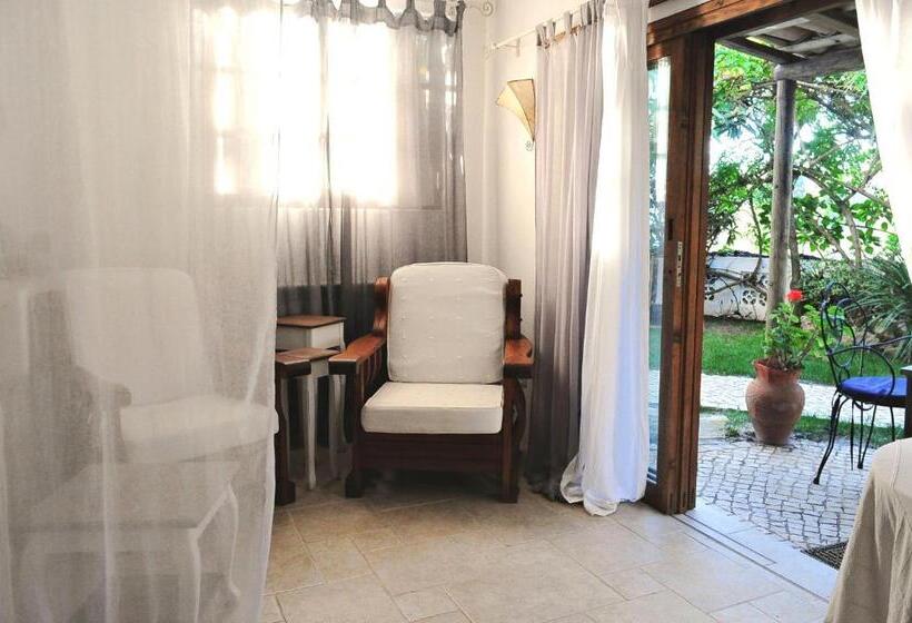 스탠다드 스튜디오, Uma Casa A Beira Sol